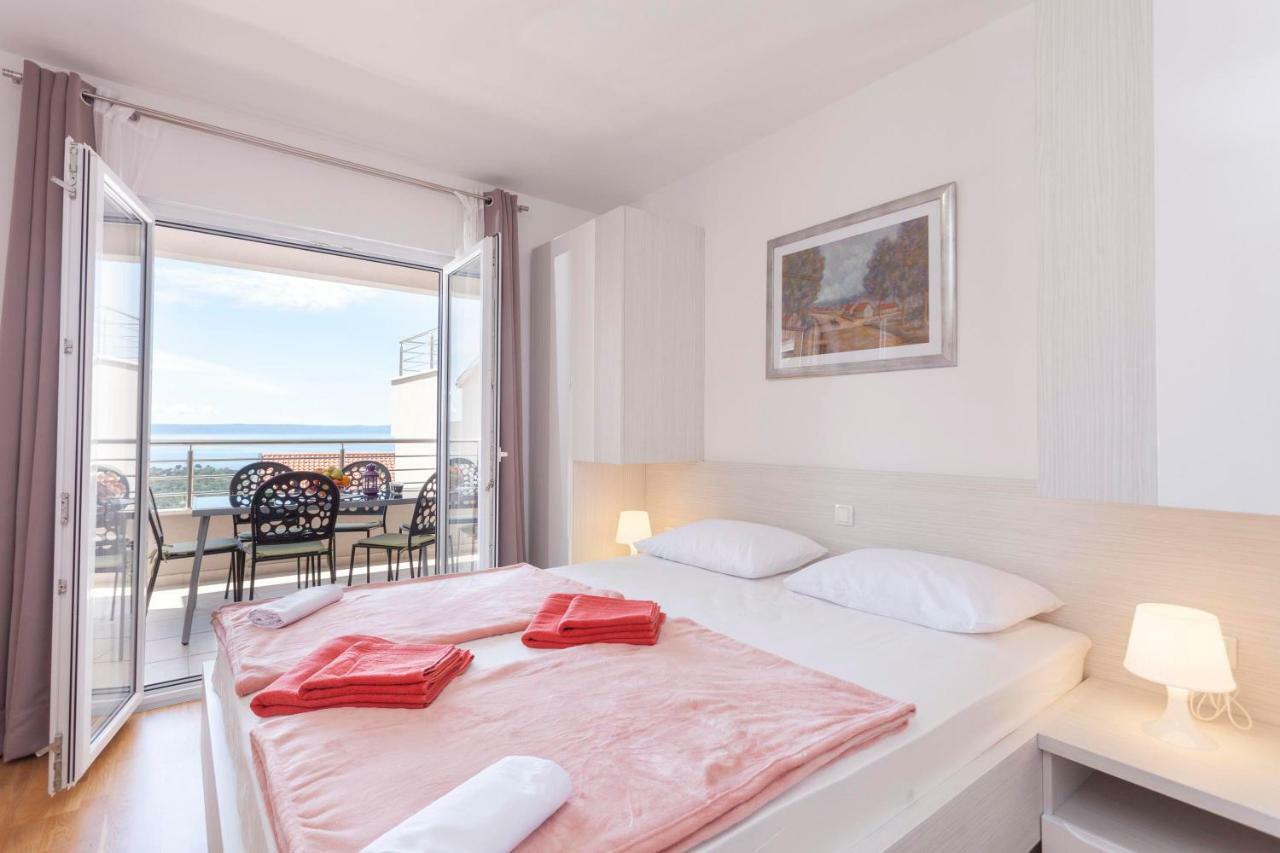 Apartments Dora Makarska Exterior photo